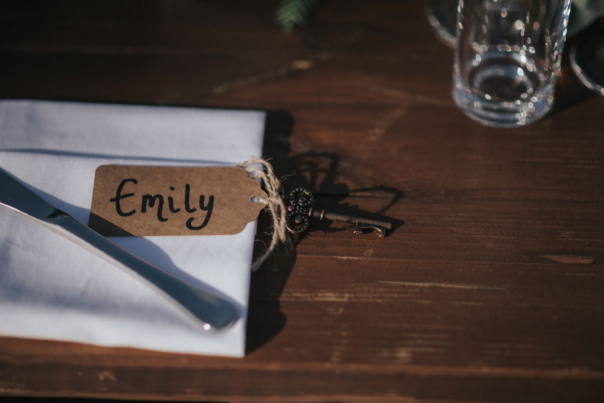 personalize wedding receptions